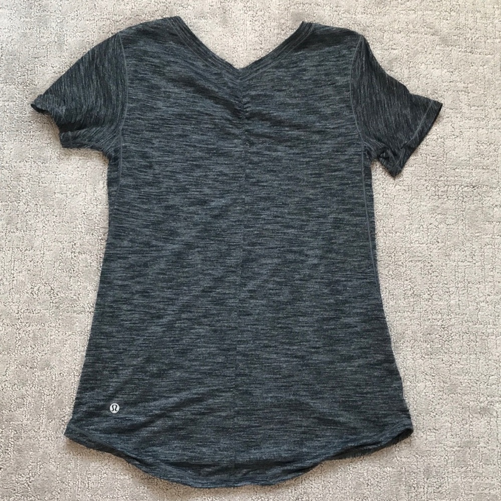 Lululemon shirt v-neck shirt